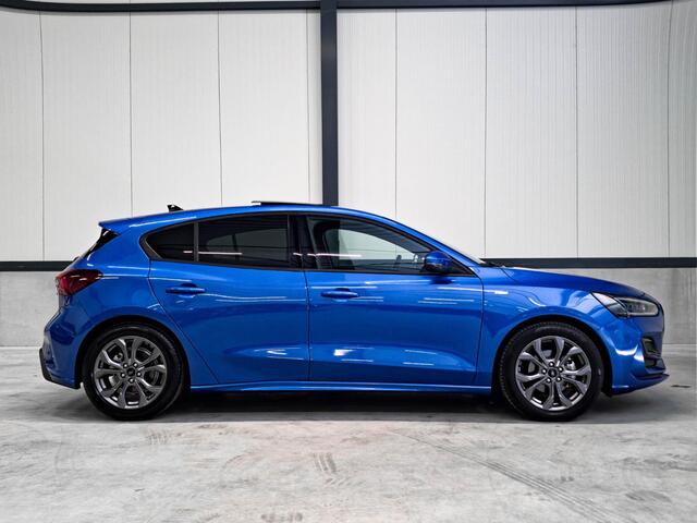 Ford FOCUS 1.0 EcoBoost Hybrid ST Line | Panoramadak | NW Scherm | Fabrieksgarantie 2030 | Full LED | Camera