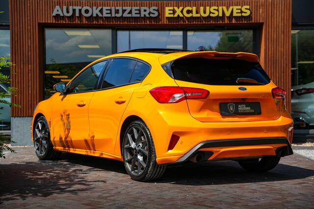 Ford FOCUS 2.3 EcoBoost ST-X 280PK Panoramadak Camera Stoelverw. Performance DAB+