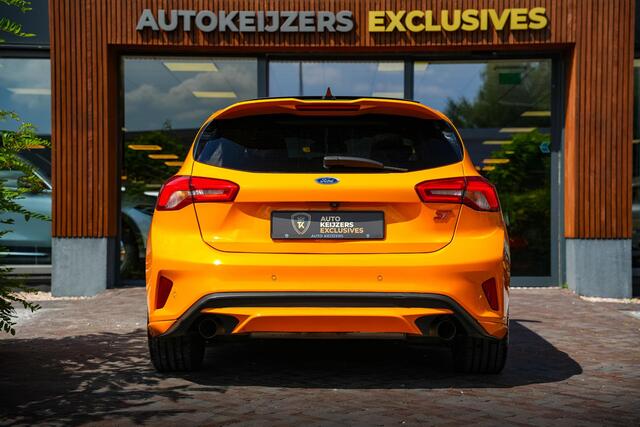 Ford FOCUS 2.3 EcoBoost ST-X 280PK Panoramadak Camera Stoelverw. Performance DAB+