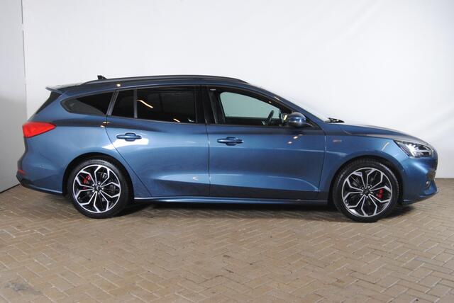 Ford FOCUS Wagon 1.5 EcoB. ST L. Bns