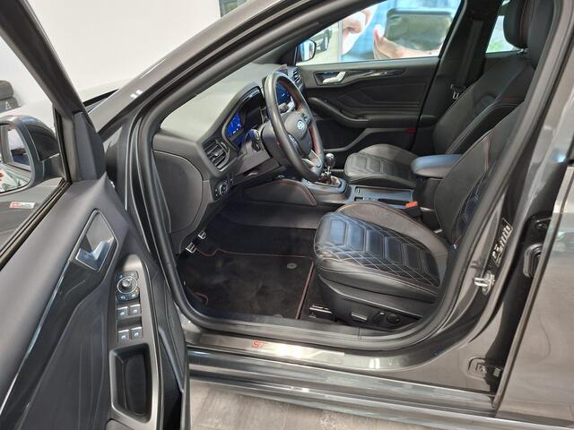 Ford FOCUS Wagon 1.0 EcoBoost Hybrid ST Line X * Wintr Pack * Adap. Cruise * Elektrische Achterklep *