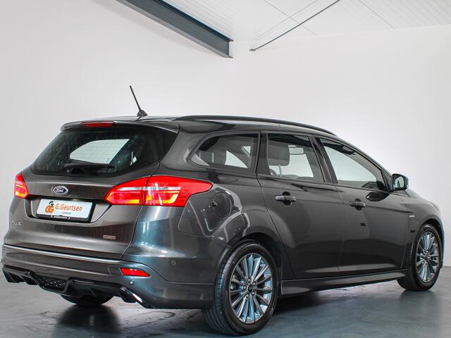 Ford FOCUS Wagon 1.0 ST-Line LED, Cruise Control, PDC, Apple Carplay/Android Auto, Dealer Onderhouden!