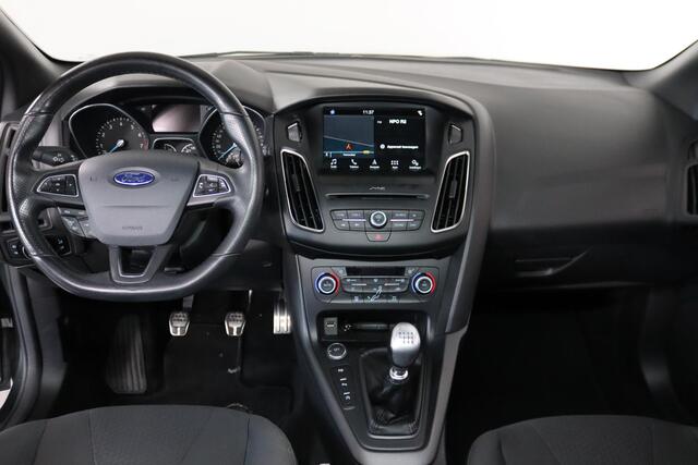 Ford FOCUS Wagon 1.0 ST-Line LED, Cruise Control, PDC, Apple Carplay/Android Auto, Dealer Onderhouden!