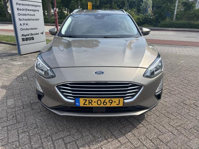 Ford FOCUS Wagon 1.5 EcoBoost Titanium Business elektrisch wegklapbare trekhaak