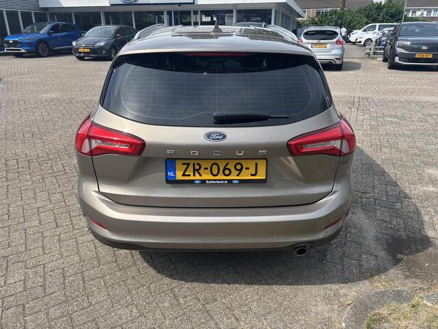 Ford FOCUS Wagon 1.5 EcoBoost Titanium Business elektrisch wegklapbare trekhaak