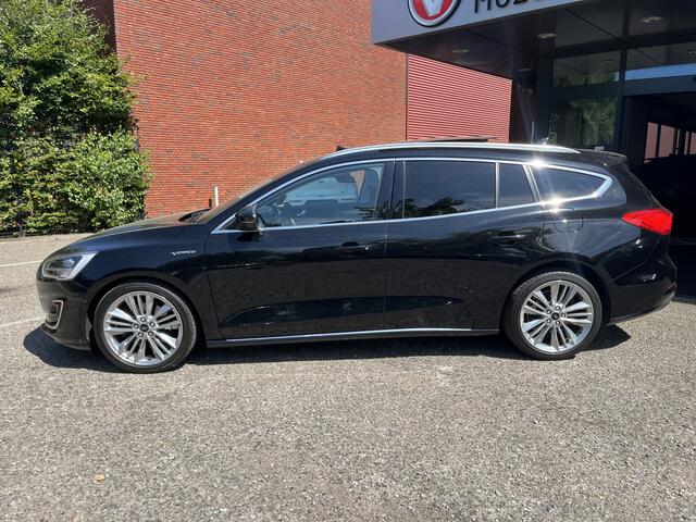 Ford FOCUS Wagon 1.5 EcoBoost Vignale // LEDER+ELEK STOEL // SCHUIF-KANTELDAK // HEAD-UP DISPLAY // B&O SOUND // KEYLESS // CAMERA // WINTERPACK //