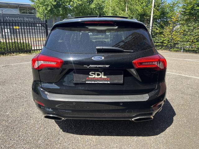 Ford FOCUS Wagon 1.5 EcoBoost Vignale // LEDER+ELEK STOEL // SCHUIF-KANTELDAK // HEAD-UP DISPLAY // B&O SOUND // KEYLESS // CAMERA // WINTERPACK //