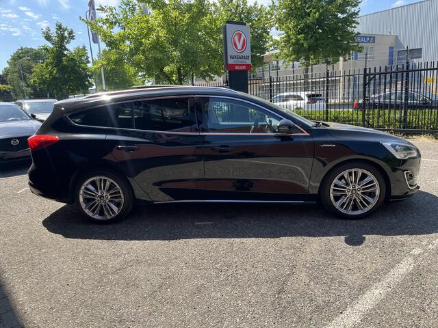 Ford FOCUS Wagon 1.5 EcoBoost Vignale // LEDER+ELEK STOEL // SCHUIF-KANTELDAK // HEAD-UP DISPLAY // B&O SOUND // KEYLESS // CAMERA // WINTERPACK //