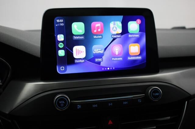 Ford FOCUS 1.0 Ecoboost Titanium Business - Panorama, Carplay, Clima, Navi
