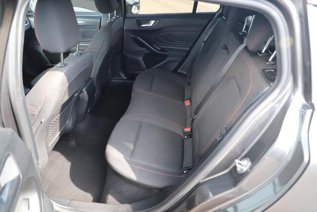 Ford FOCUS Wagon 1.0 EcoBoost Hybrid ST Line Style Facelift Navigatie Achteruitrijcamera Carplay Android LED Stuur & Stoelverwarming voorruitverwarming