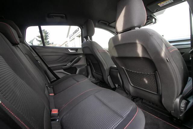 Ford FOCUS Wagon 1.0 EcoBoost mild Hybrid 155 pk aut. ST-Line X -Winterpack | Nav | Afn. trekhaak | All-seasonb. | HUD | 1500 KG Trekgewicht
