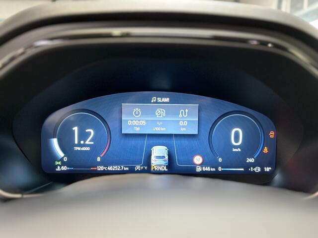 Ford FOCUS Wagon EcoBoost Hybrid 155 pk ST-Line | Cruise control | Winterpack | Climate control | SYNC 4 | All-season banden |