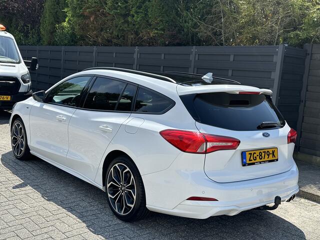 Ford FOCUS Wagon 125PK EcoBoost ST Line Business | Trekhaak | Winterpack | Keyless | Clima | B&O | Park. sens V+A