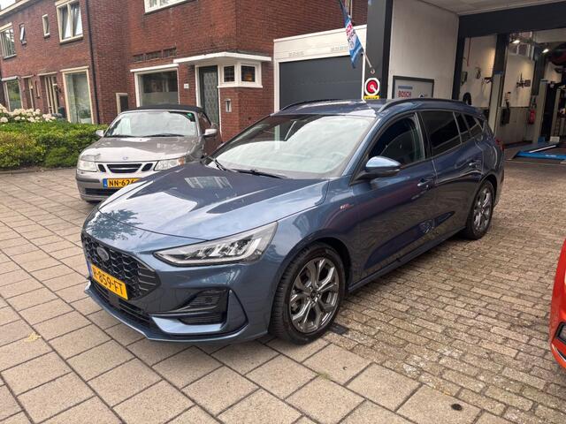 Ford FOCUS 1.0 EBH ST LINE