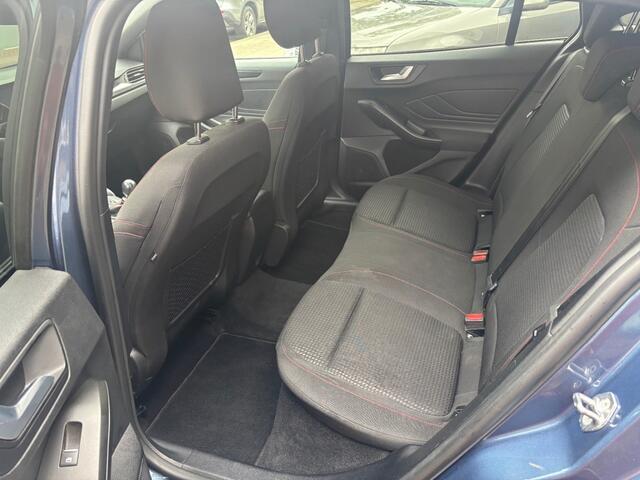 Ford FOCUS 1.0 EBH ST LINE
