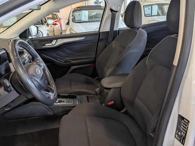Ford FOCUS Wagon 1.0 EcoBoost Titanium Business Apple Carplay, Trekhaak, Airco, Cruise Control