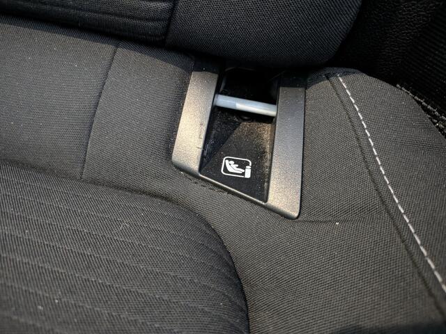 Ford FOCUS Wagon 1.0 EcoBoost Titanium Business Apple Carplay, Trekhaak, Airco, Cruise Control