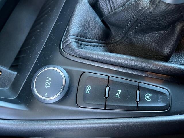 Ford FOCUS 1.5 ST-Line 1e Eigenaar Sportief Navi PDC
