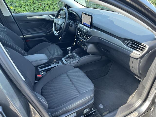 Ford FOCUS Wagon 1.0 EcoBoost Business * Carplay * Camera * Garantie