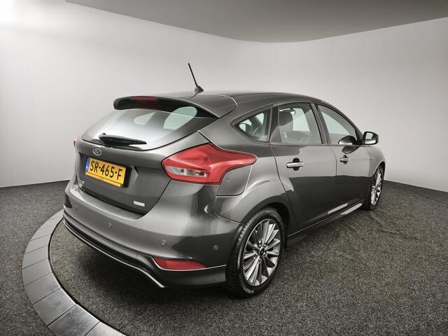 Ford FOCUS 1.0 ST-Line | Navigatie | Parkeersensoren V+A | Apple CarPlay / Android Auto | Cruise Control |