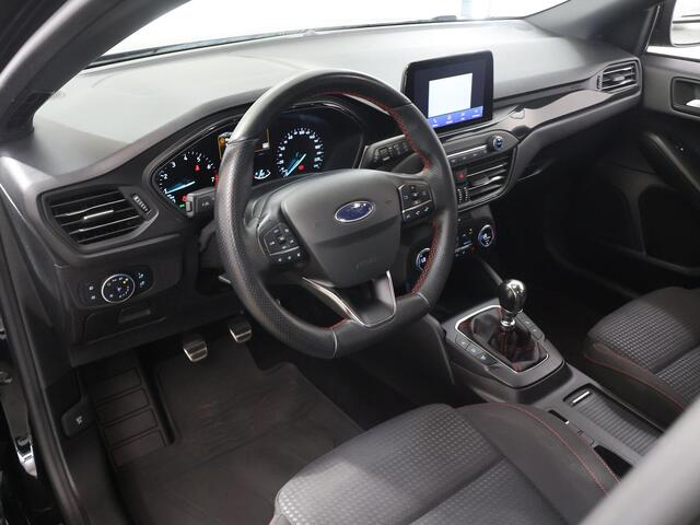Ford FOCUS Wagon 1.0 EcoBoost ST Line Business | Winterpakket | Climate Control | Cruise Control | Parkeercamera | Navigatie |