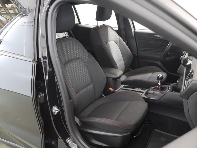 Ford FOCUS Wagon 1.0 EcoBoost ST Line Business | Winterpakket | Climate Control | Cruise Control | Parkeercamera | Navigatie |