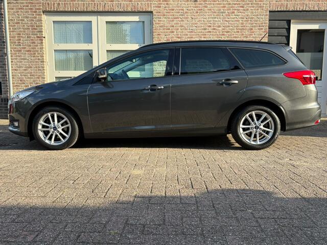 Ford FOCUS Wagon 1.0 Lease Edition Dealer O.H Clima Carplay