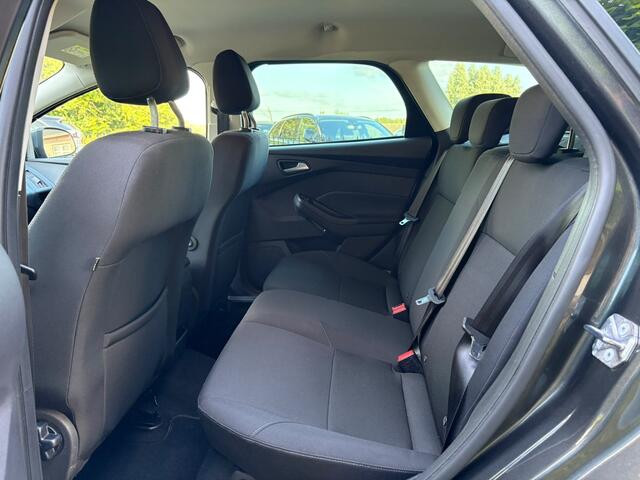 Ford FOCUS Wagon 1.0 Lease Edition Dealer O.H Clima Carplay