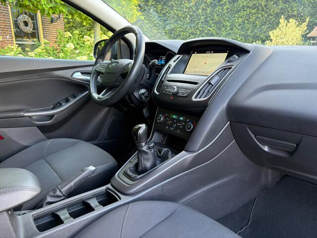 Ford FOCUS Wagon 1.0 Lease Edition Dealer O.H Clima Carplay