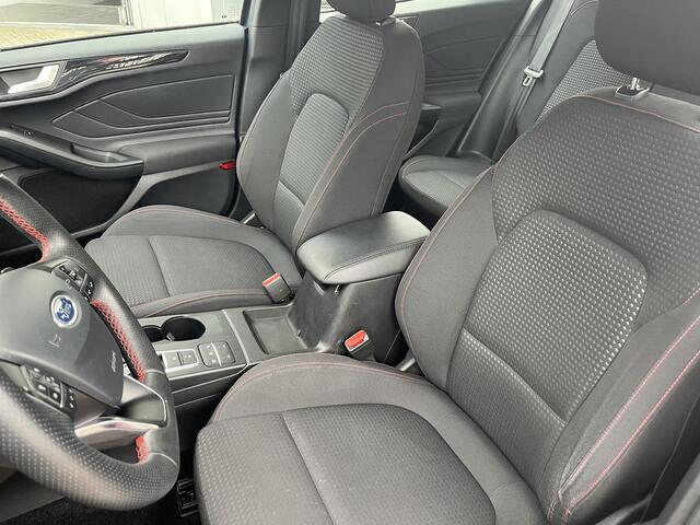 Ford FOCUS 1.5 EcoBoost ST Line Business AUTOMAAT l CAMERA l PARKEERSENSOREN l