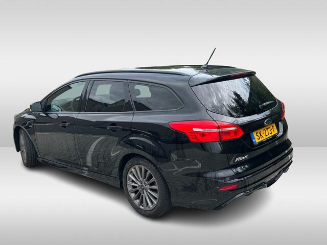 Ford FOCUS Wagon 1.5 ST-Line / Distr.riem VV / Camera / Navigatie / Parkeerhulp achter / 17'' / Cruise Control