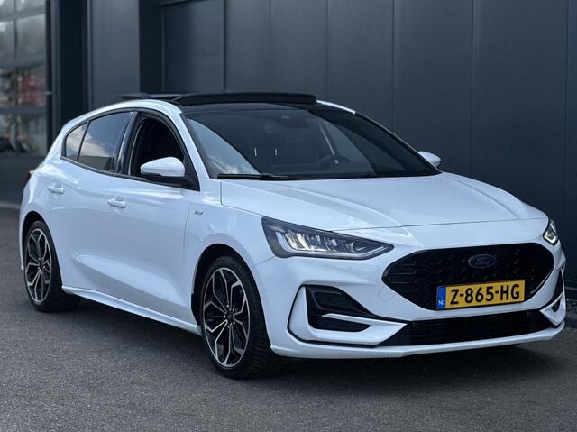 Ford FOCUS 1.0 EcoBoost ST-Line X / Pano / Trekhaak / Automaat