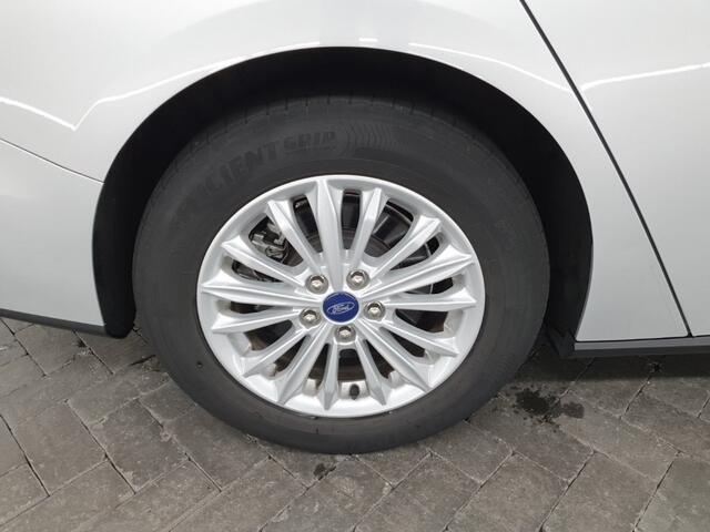Ford FOCUS Wagon 1.0 EB Titanium X Bsn AUT! Camera! Carplay! VERWACHT!