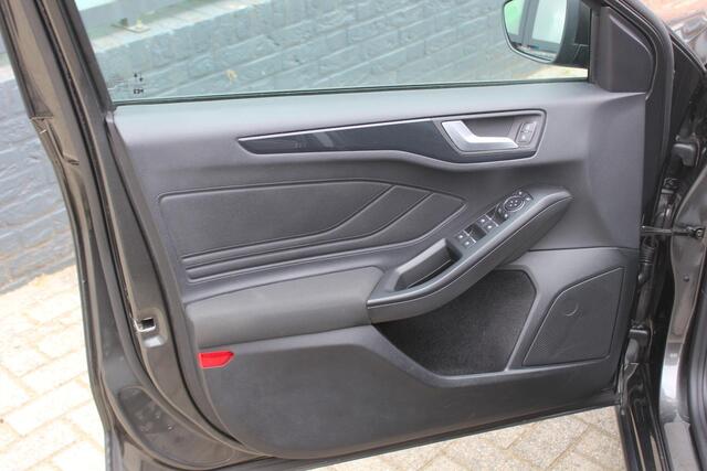 Ford FOCUS Wagon 1.5 EcoBoost ST Line Keyless Pack|Navigatie/Carplay|PDC|All Season|LED