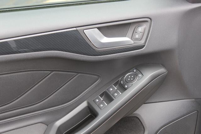 Ford FOCUS Wagon 1.5 EcoBoost ST Line Keyless Pack|Navigatie/Carplay|PDC|All Season|LED