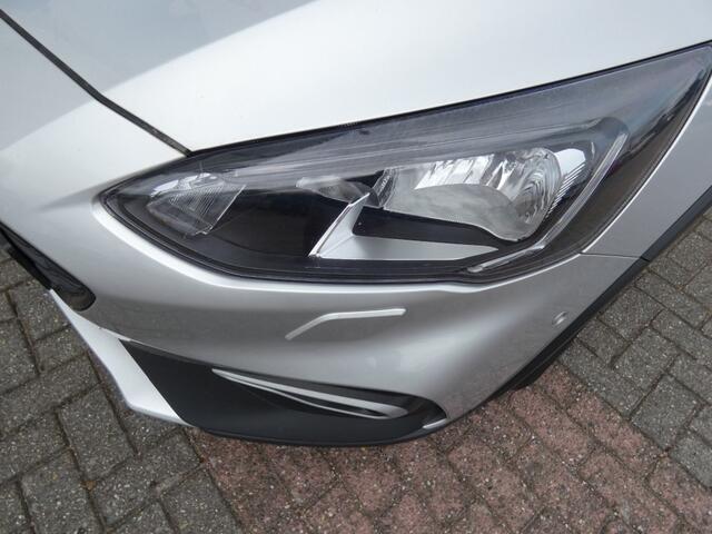 Ford FOCUS 1.0 ECOBOOST ACTIVE X,ACC,Clima,Bltooth,Apple