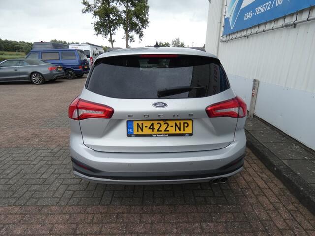 Ford FOCUS 1.0 ECOBOOST ACTIVE X,ACC,Clima,Bltooth,Apple