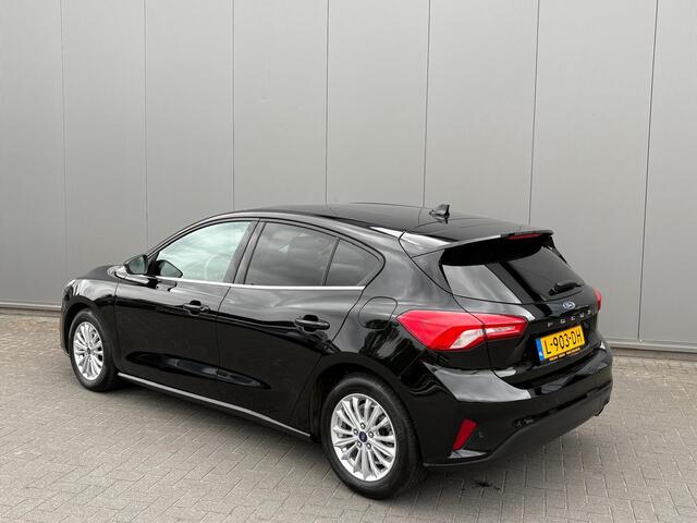 Ford FOCUS 125PK EcoB. Automaat Titanium Carplay-android/Navigatie/Parkeerhulp/Camera/Keyfree