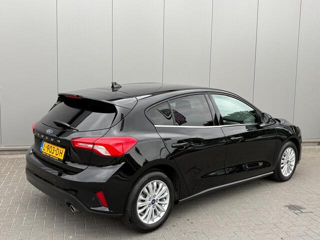 Ford FOCUS 125PK EcoB. Automaat Titanium Carplay-android/Navigatie/Parkeerhulp/Camera/Keyfree