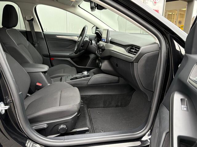 Ford FOCUS 125PK EcoB. Automaat Titanium Carplay-android/Navigatie/Parkeerhulp/Camera/Keyfree