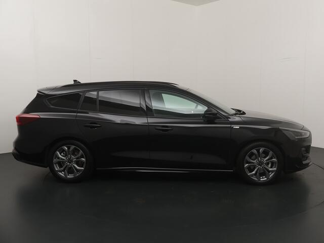 Ford FOCUS Wagon EcoBoost Hybrid 155pk ST Line X | AUTOMAAT | Matrix LED | Adapt. Cruise | AGR Stoel | Elektrische Achterklep | Winterpack | SYNC 4 |