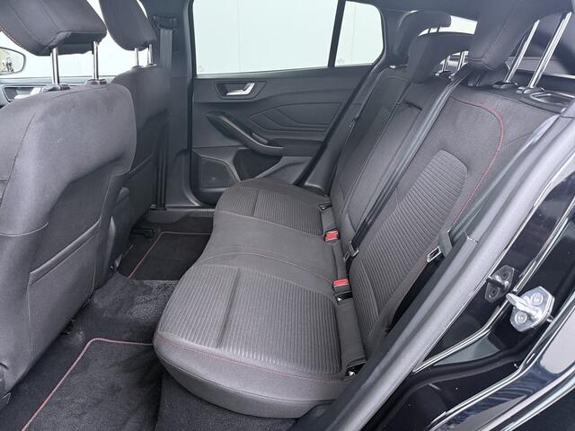 Ford FOCUS Wagon EcoBoost Hybrid 155pk ST Line X | AUTOMAAT | Matrix LED | Adapt. Cruise | AGR Stoel | Elektrische Achterklep | Winterpack | SYNC 4 |