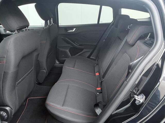 Ford FOCUS Wagon EcoBoost Hybrid 155pk ST Line X | AUTOMAAT | Matrix LED | Adapt. Cruise | AGR Stoel | Elektrische Achterklep | Winterpack | SYNC 4 |