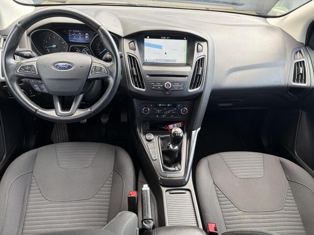 Ford FOCUS Wagon 1.0 Titanium 2e Eigenaar,Navi,Trekhaak,125pk,Clima,Cruise,Pdc V+A,6 Bak,Lm velgen,N.A.P,Apk tot 07-2027