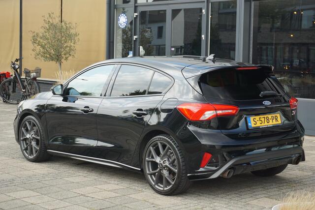Ford FOCUS 2.3 EcoBoost ST-3 | B&O | ACC