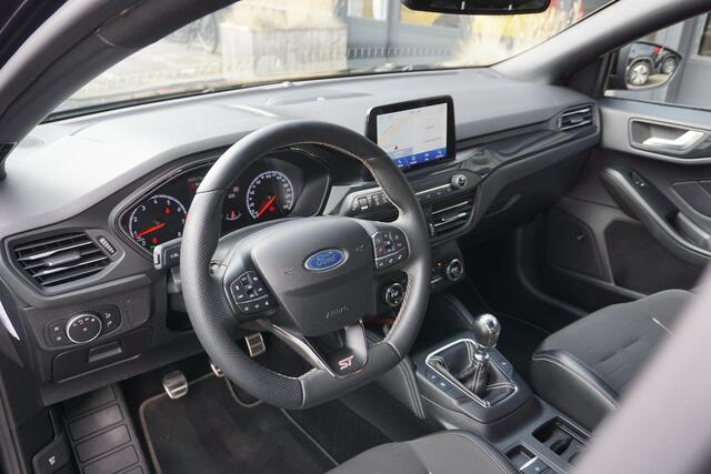 Ford FOCUS 2.3 EcoBoost ST-3 | B&O | ACC