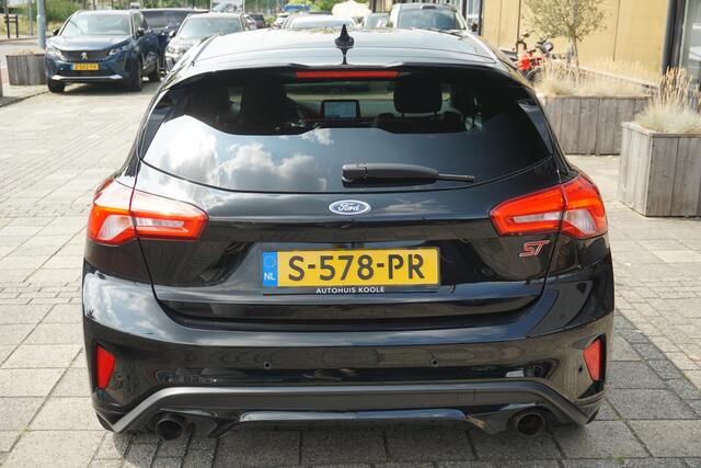 Ford FOCUS 2.3 EcoBoost ST-3 | B&O | ACC