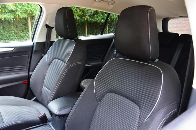 Ford FOCUS Wagon 1.0 EcoBoost Hybrid Titanium Navi/Pdc/Ecc/Led/Apple Carplay/Android Auto