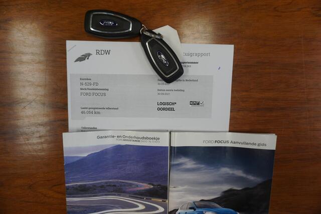 Ford FOCUS 1.0 EcoB.125pk Hybrid Titanium X Bus./Comf.stoel/ Trekhaak/Camera.
