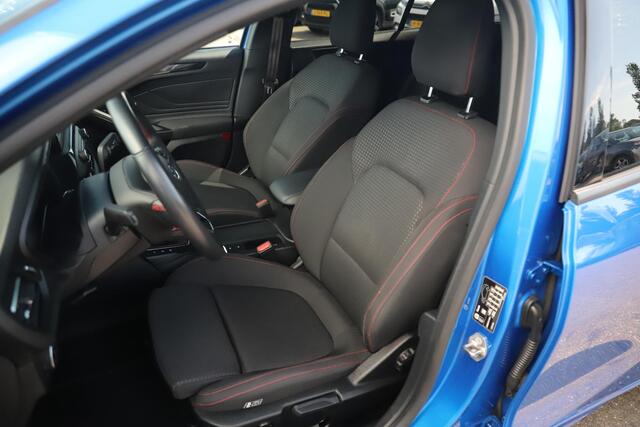Ford FOCUS Wagon 1.0 EcoBoost Hybrid ST Line Business Trekhaak Achteruitrijcamera Navigatie Carplay Climate Cruise Control